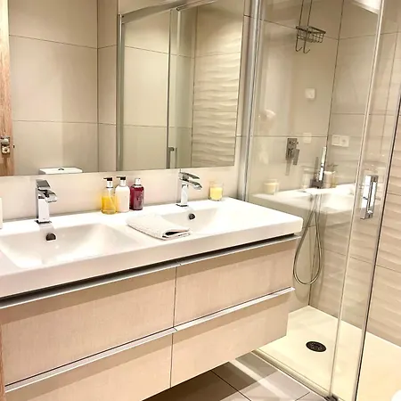 Coastal Living At Royal Banus Apartment *