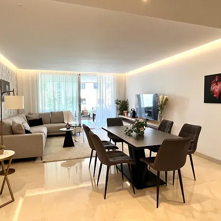 Apartment Coastal Living At Royal Banus Marbella